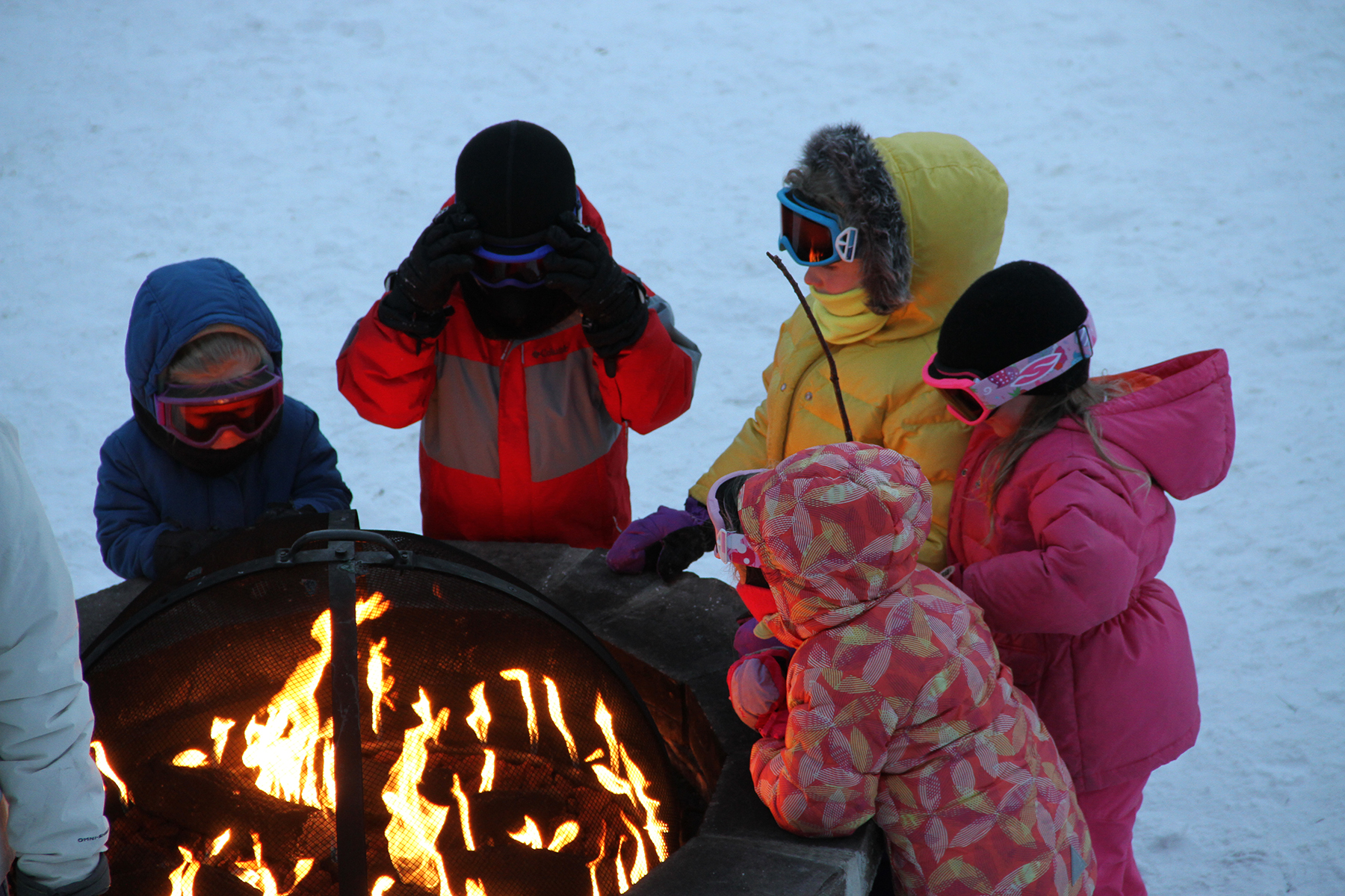 Groups Welcome at the Clubhouse Tubing & Warming Center – Black Bear